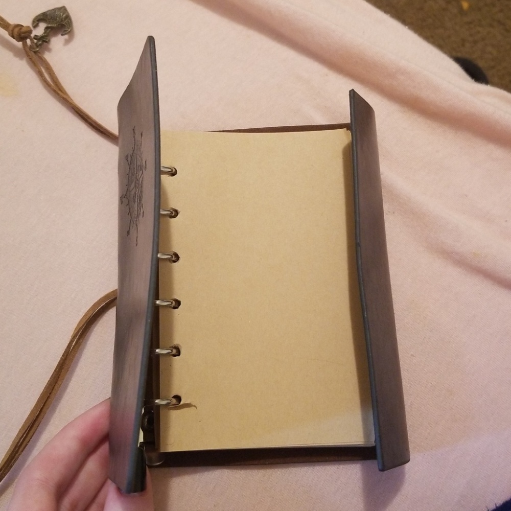 Notebook - Picture 2 of 3